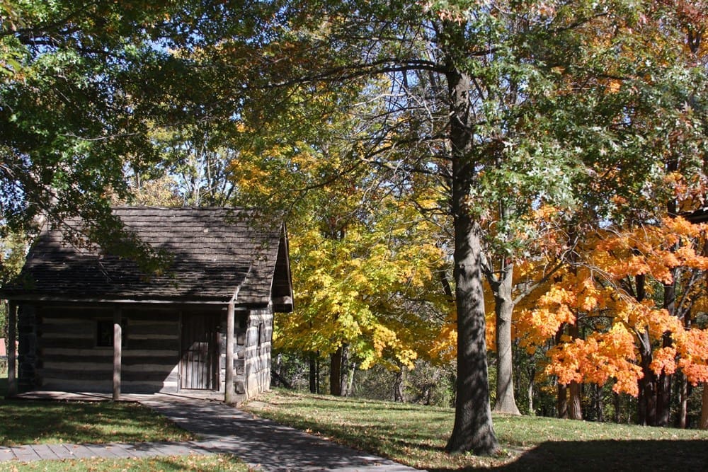 Warsaw Illinois Park District - Authentic Log Cabins Warsaw Illinois Park District - Authentic Log Cabins